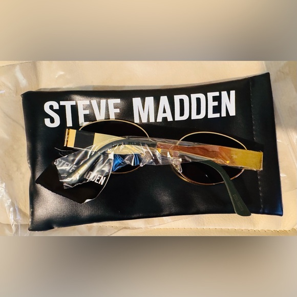 Steve Madden Mystie Sunglasses (NIP) - Picture 4 of 6